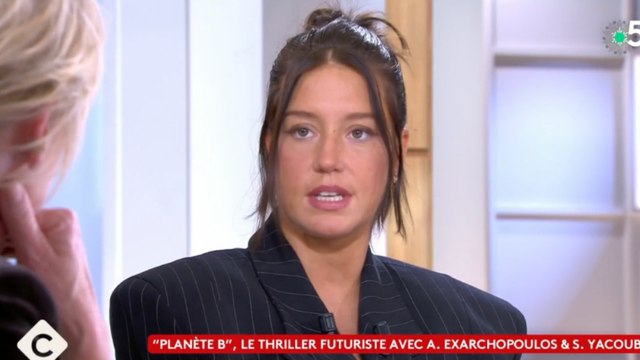 On a tous eu une grande frayeur : Adèle Exarchopoulos revient sur les élections législatives dans C à Vous