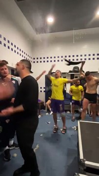 Eyüpspor soyunma odasında Arda Turan oley tezahüratları yapıldı