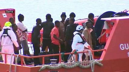 أرقام قياسية ولا حل في الأفق لمعضلة الهجرة إلى جزر الكناري: إنقاذ 578 شخصا في 24 ساعة
