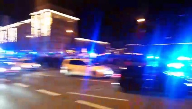 Dezenas de feridos em atropelamento em mercado de Natal na Alemanha