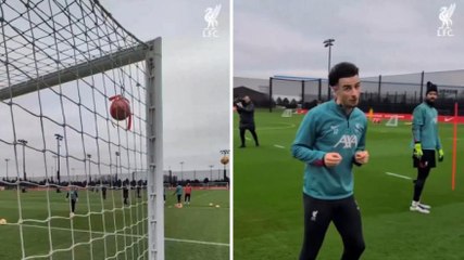 Liverpool, chi colpisce la pallina? L'eroe è solo uno