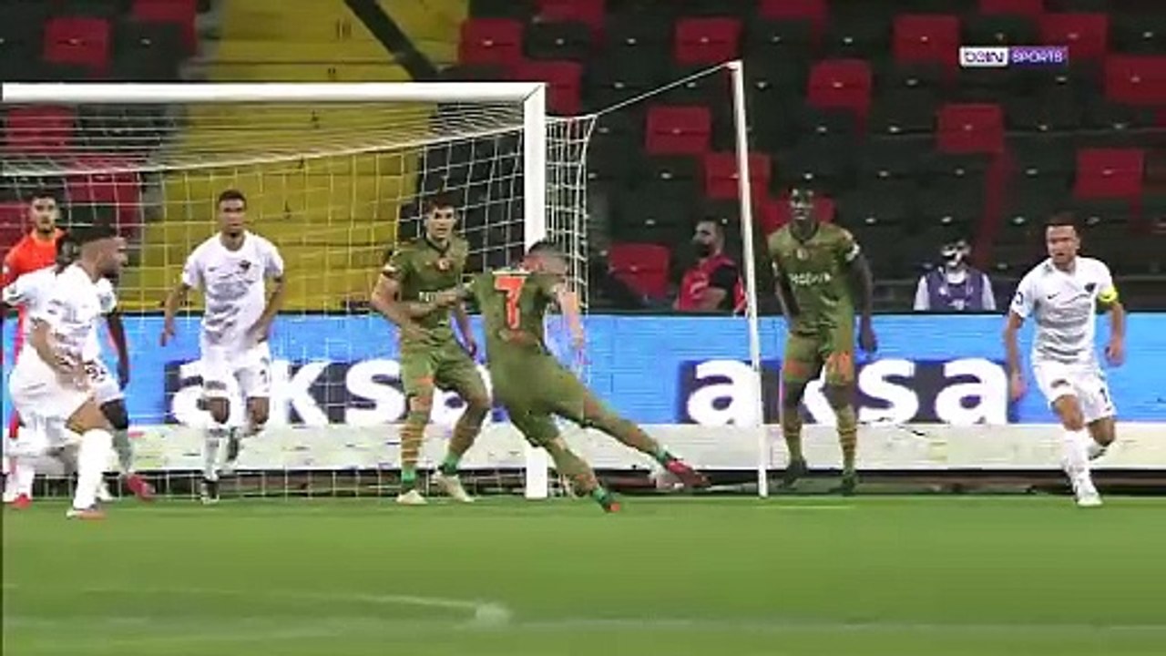 Atakaş Hatayspor 2-0 Medipol Başakşehir maç özeti