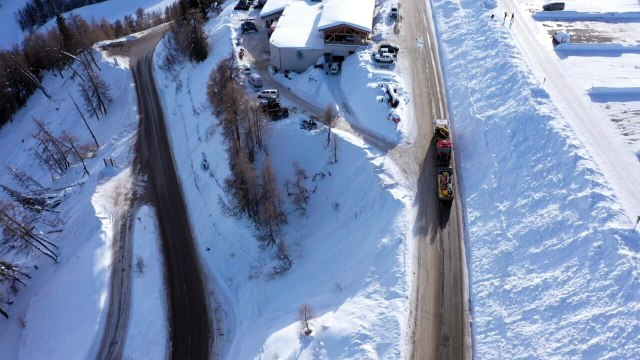 Titans mécanic : engins XXL dans les Alpes