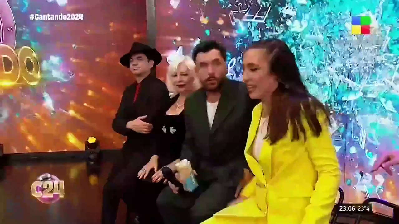 💙🤍 ROCÍO QUIROZ y Marito Juarez - "No llores por mí Argentina" de EVITA