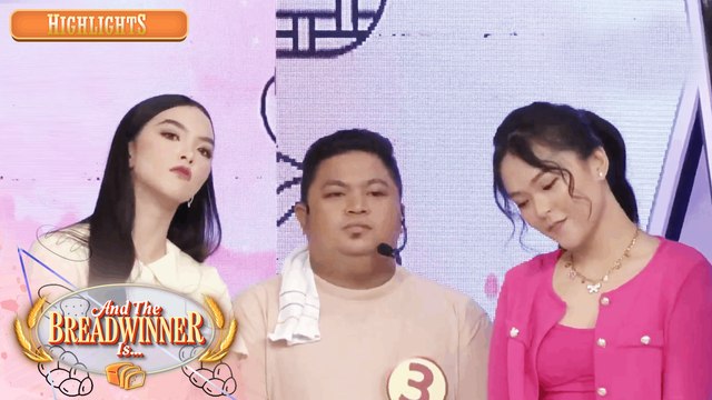 Kai at Rain, kinilatis kung sino ang breadwinner na tricycle driver | It's Showtime | Breadwinner