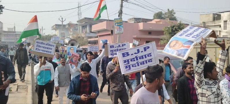 अमित शाह की डॉ.अम्बेडकर पर टिप्पणी को लेकर रोष, रैली निकाल राष्ट्रपति के नाम सौपा ज्ञापन