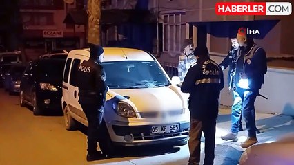 Çorum'da İki Araç Kurşunlandı