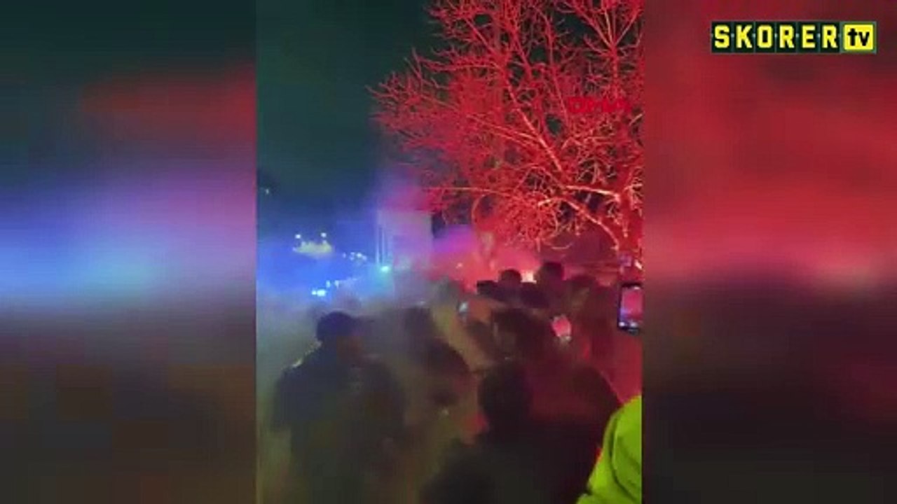 Başkan Ali Koç ve Fenerbahçeli futbolculara Samandıra'da protesto