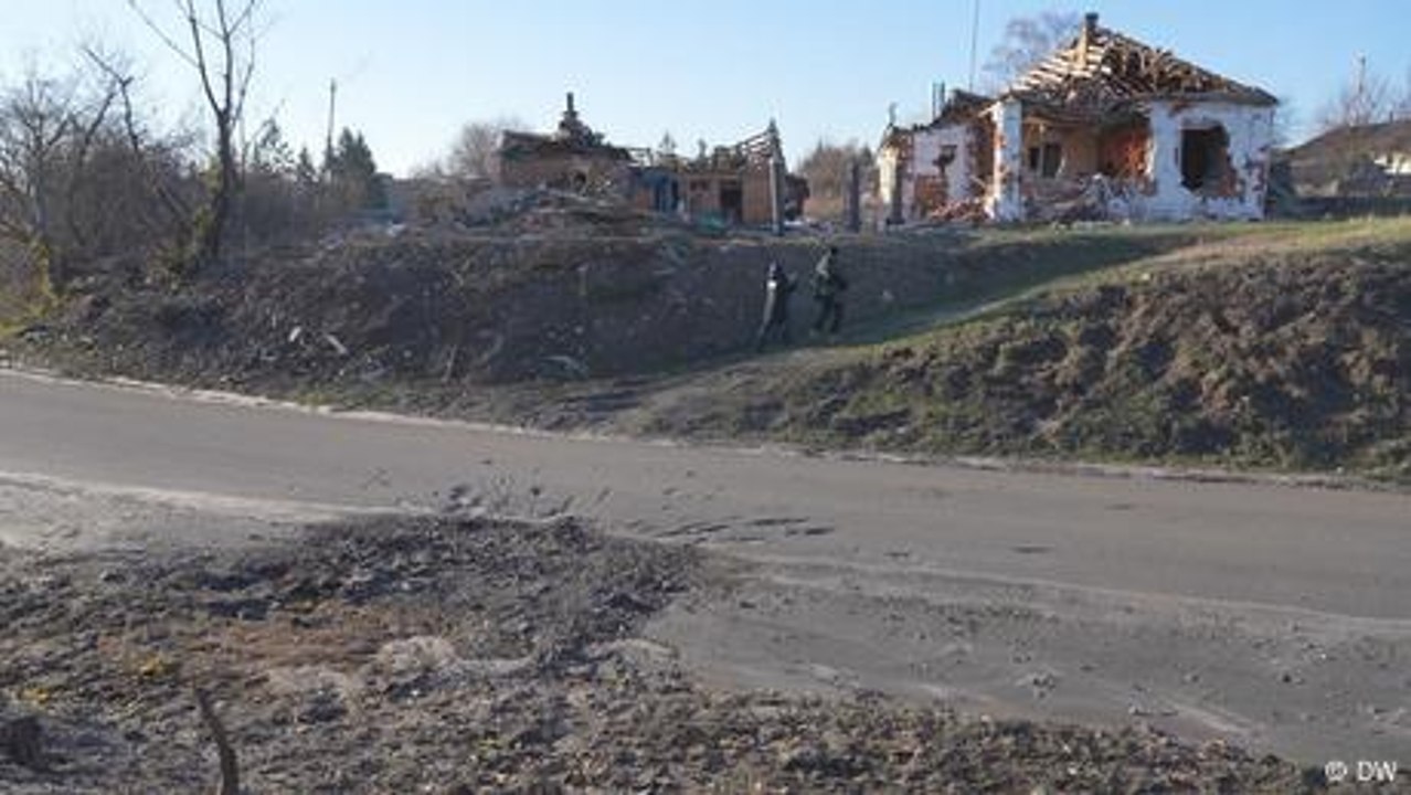 Living with daily shelling on Ukraine's northeastern border