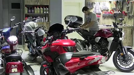 Bebeklerine 'Honda' adını verdiler