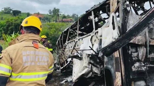 Al menos 37 personas murieron en un aparatoso accidente de tránsito ocurrido en Brasil