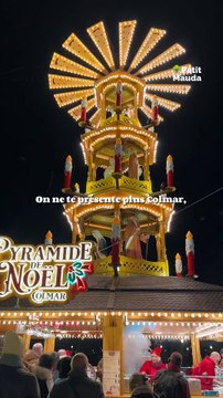 Découvre l'un des plus beaux marchés de Noël de France à Colmar ! 🎄✨ Prépare-toi à faire une pause gourmande 🍷🥨 Admire également le gigantesque sapin de la place Jeanne D'Arc 🌟🎅 Prêt à vivre la magie de Noël à Colmar ? On t'attend … ou pas ! 🎁