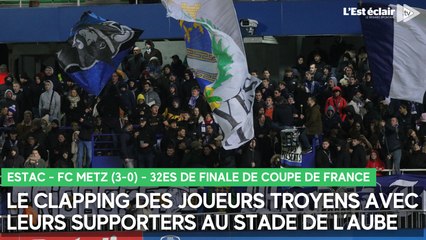 Les joueurs de l'Estac célèbrent leur victoire en 32e de finale contre le FC Metz