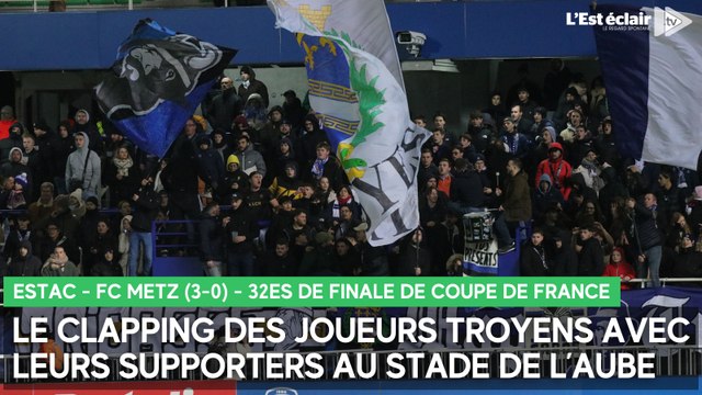 Les joueurs de l'Estac célèbrent leur victoire en 32e de finale contre le FC Metz