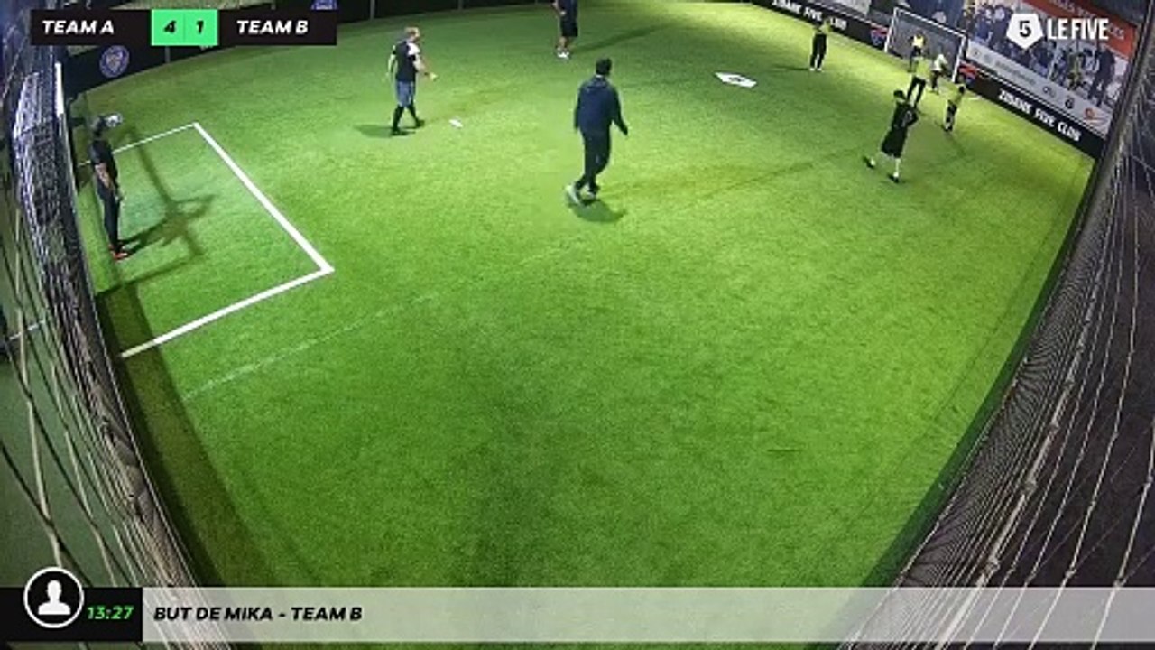 But de Mika - Team B