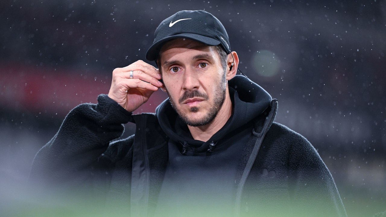 Schuster staunt: 'Wäre ich zehn Jahre alt, würde ich mir sofort ein Trikot kaufen'