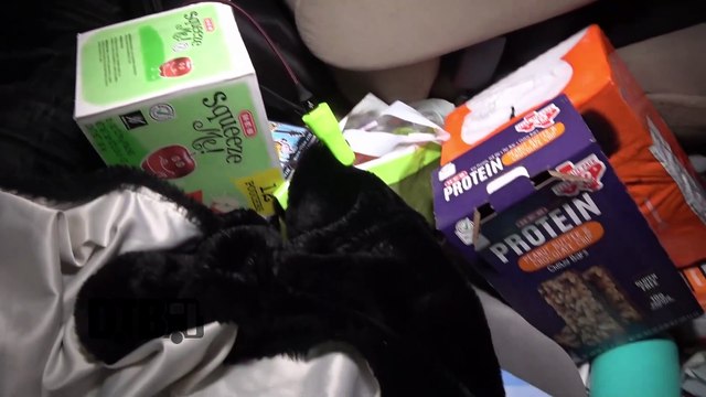 The Well - BUS INVADERS Ep. 1993