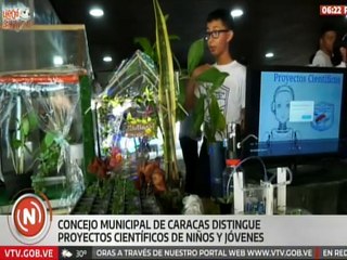 Consejo Municipal de Caracas entrega reconocimiento de ciencias aplicadas a niños y jóvenes