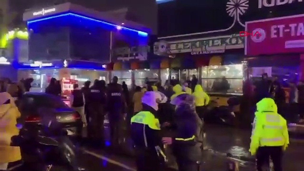 İstanbul-Çekmeköy'de polis otosuna çarpan sürücünün yakınları polise saldırdı; 4 polis yaralandı