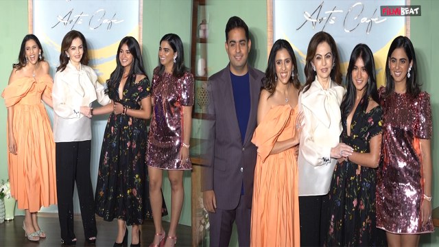 Nita Ambani, Isha Ambani, Shloka और Radhika Merchant ने NMACC Arts Cafe के event पर बिखेरा जलवा