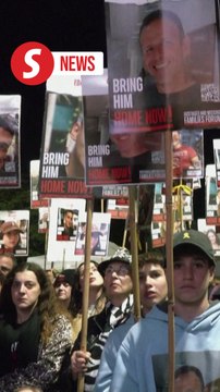 Our hostages do not have time for these games, say Israeli families demanding deal