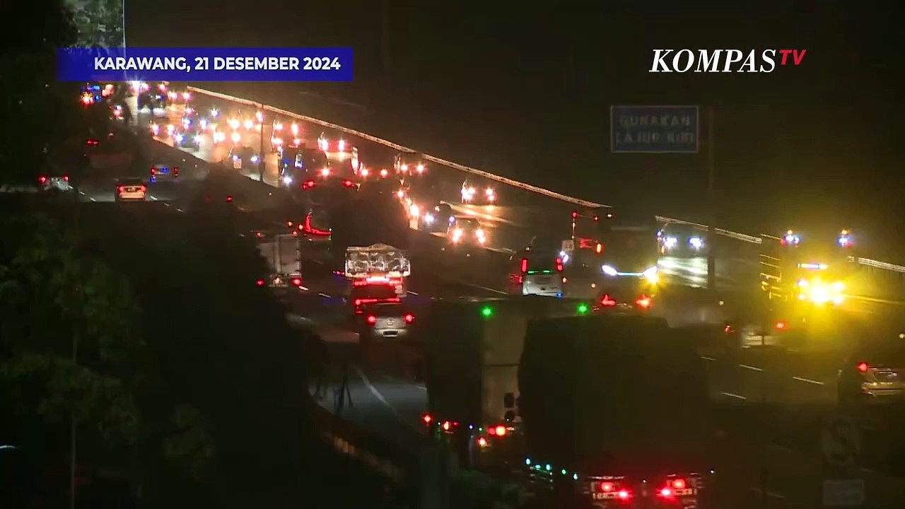 Momen Jurnalis KompasTV Bertemu Keluarga saat Liputan Arus Mudik Nataru di Tol Layang MBZ