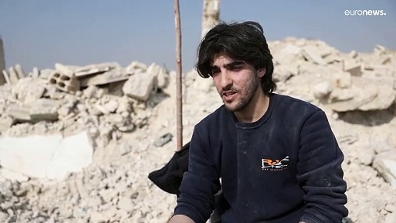 "نحفر للعثور على بلاط المنزل".. سوريون يعودون إلى منازلهم المدمرة بعد سنوات من النزوح
