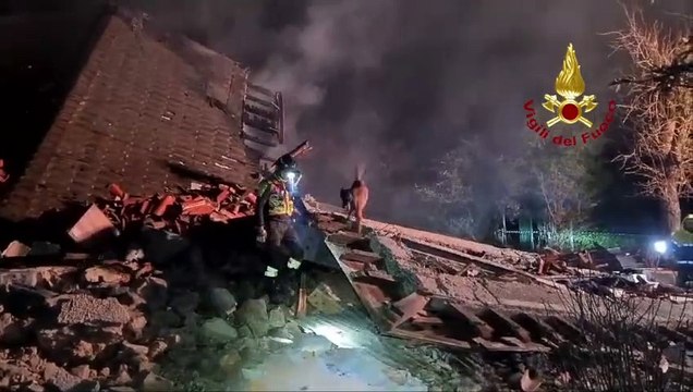 Molazzana (Lucca), esplosione nella notte: le immagini della tragedia