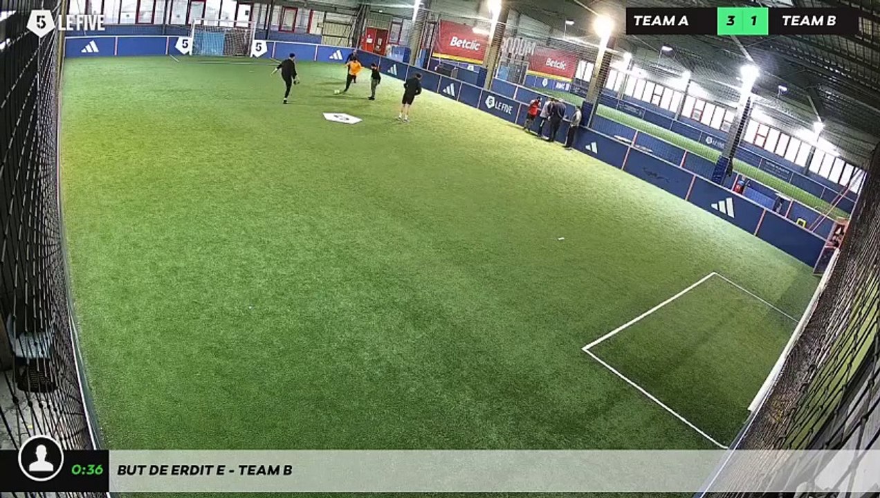 But de Erdit E - Team B