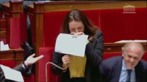 Les moments les plus drôles à l'Assemblée Nationale ! Nos politiques aussi peuvent craquer