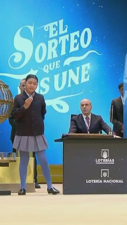 Momento de confusión: canta 'El Gordo' una segu...