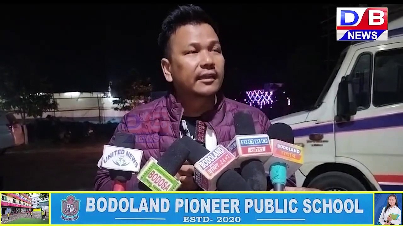 Democracy हादोराव बर'फोराबो सुबुं अनजिमाखौ बारायनांगौ : बर'नि मुंदांखा YouTuber आल्फ्रेड बसुमतारि ।