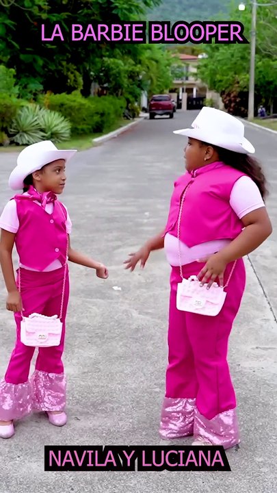 LA BARBIE BLOOPER NAVILA Y LUCIANA  #navilayluciana #navila #barbie #blooper
