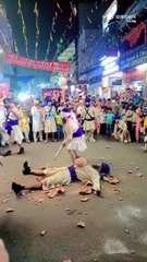 Une masse, les yeux bandés... un jeu un peu flippant