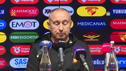 Stoilov: "Sezon asıl şimdi başlıyor"