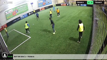 But de Izac J - Team A