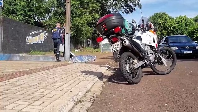 Curitibano morre enquanto caminhava em calçada de Cascavel