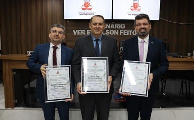 Analista judiciário de Piancó, delegado maranhense e juiz piauiense recebem cidadania de Cajazeiras