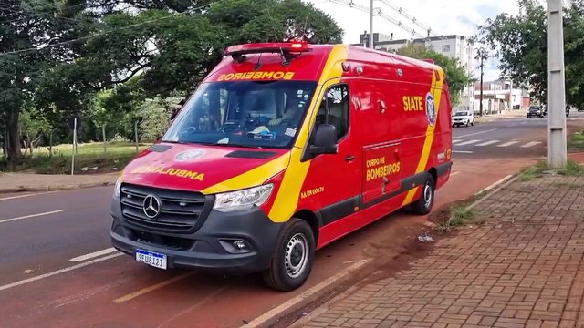 Ciclista fica ferida após acidente na Avenida Piquiri