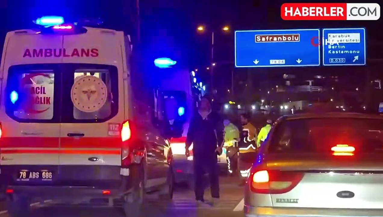 Karabük'te 5 araçlı zincirleme trafik kazası: 3 yaralı