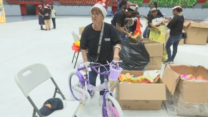 Entrega de juguetes donados por Sech fue suspendida por falta de orden de asistentes