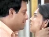 Sonali Kulkarni Hot Kissing Scene in Mitwa