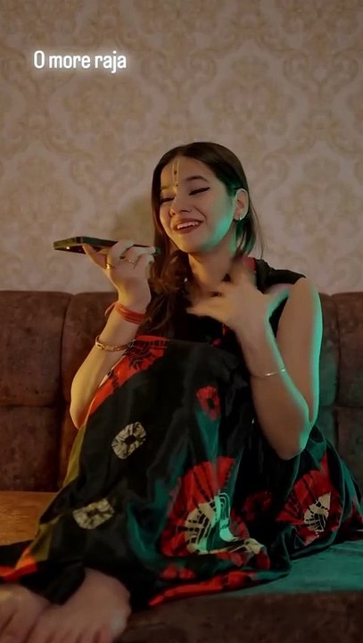 https://youtu.be/bV4xYUiZ2FQ?si=c2_RPqyVeNs53So6#video जानेमन आई लव यू #sonurajbhar #grapes comedy#janeman #iloveyou #funnyvideo #viralsong