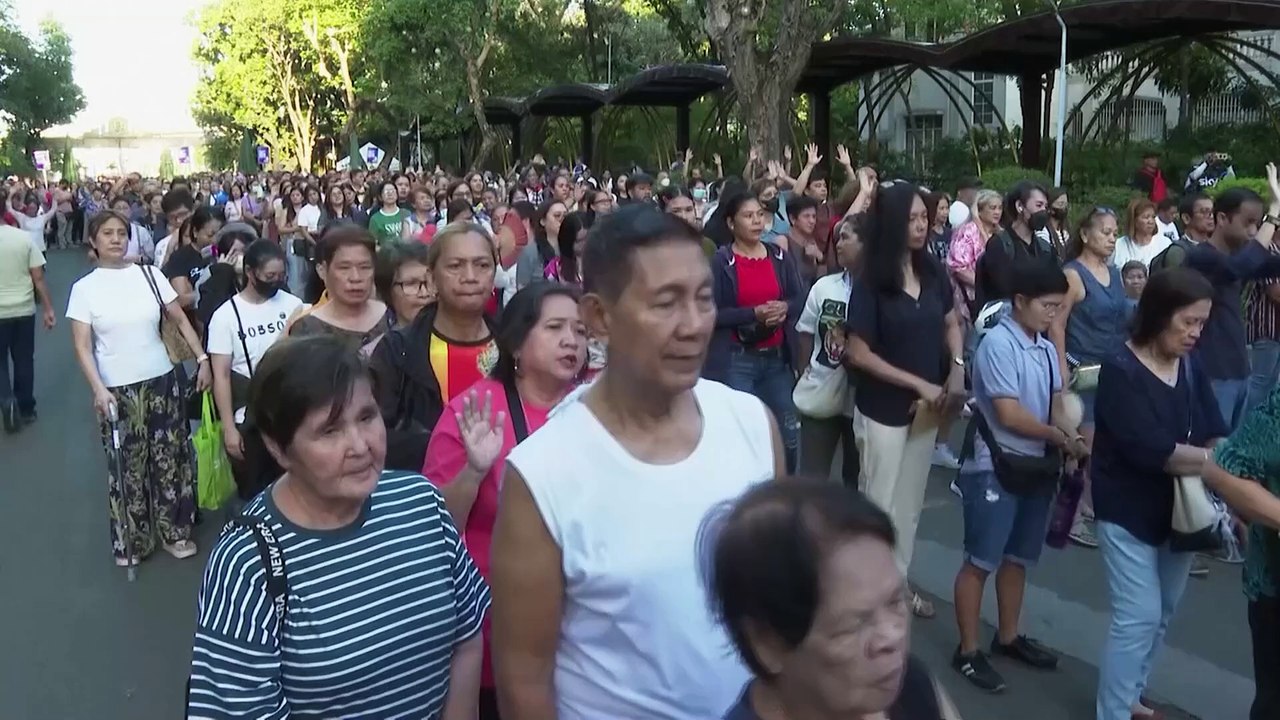 Filipinische Katholiken begehen den Aschermittwoch mit der Tradition des Aschenkreuzes.