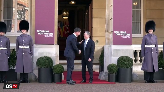 Ukraine's Zelenskiy and European leaders arrive for London summit