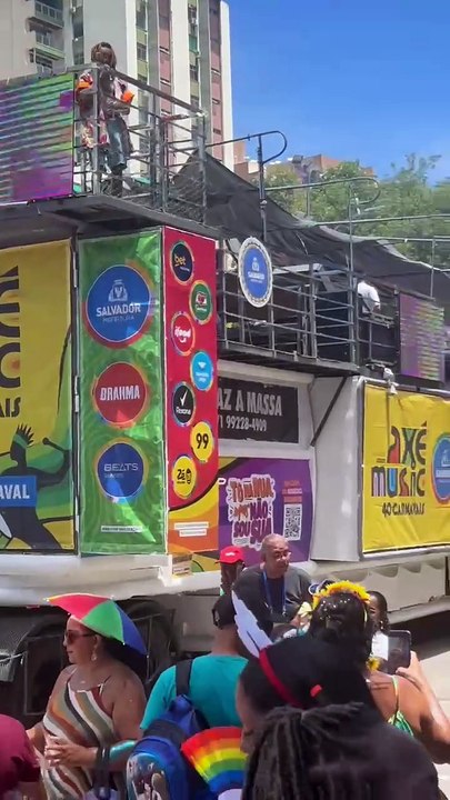 Trio Quabales agita foliões no circuito Campo Grande neste domingo (2)