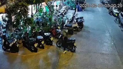 โจรใจบาปบุกกลางกรุงฯ ขโมยมอเตอร์ไซค์ฮอนด้าเวฟปลาวาฬ 125i รายวัน 🚨