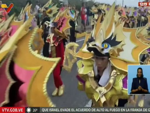 Miranda | Habitantes del mcpio. Brión disfrutaron del desfile de carrozas por los Carnavales 2025