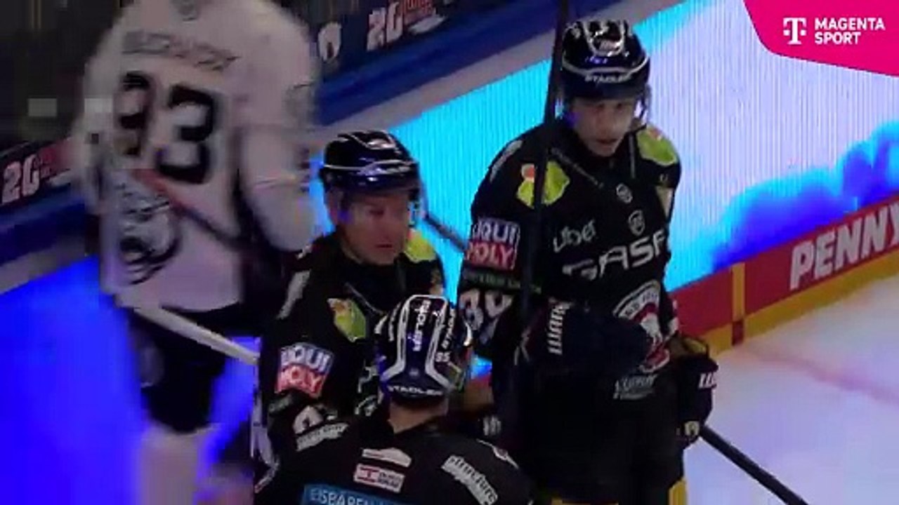 Highlights von Eisbären Berlin - Grizzlys Wolfsburg