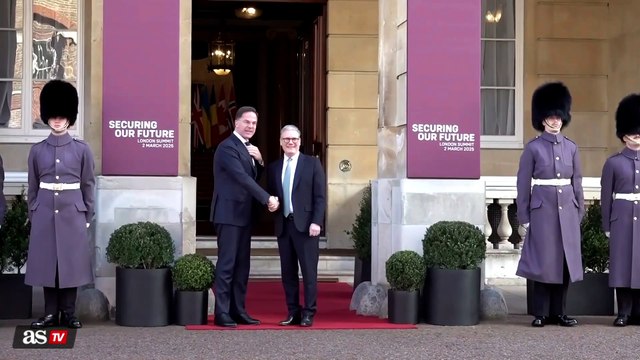 Ukraine's Zelensky and European leaders arrive for London summit